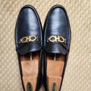 Salvatore Ferragamo Firenze Black Leather Loafers with Gancini Gold Accent 10.5D